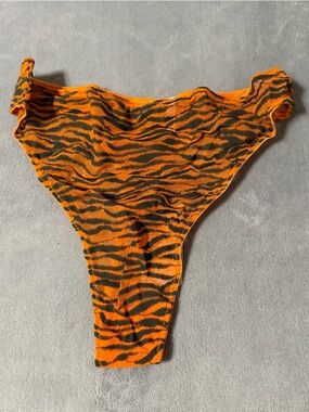 SXF High Waisted Thong - Orange & Black